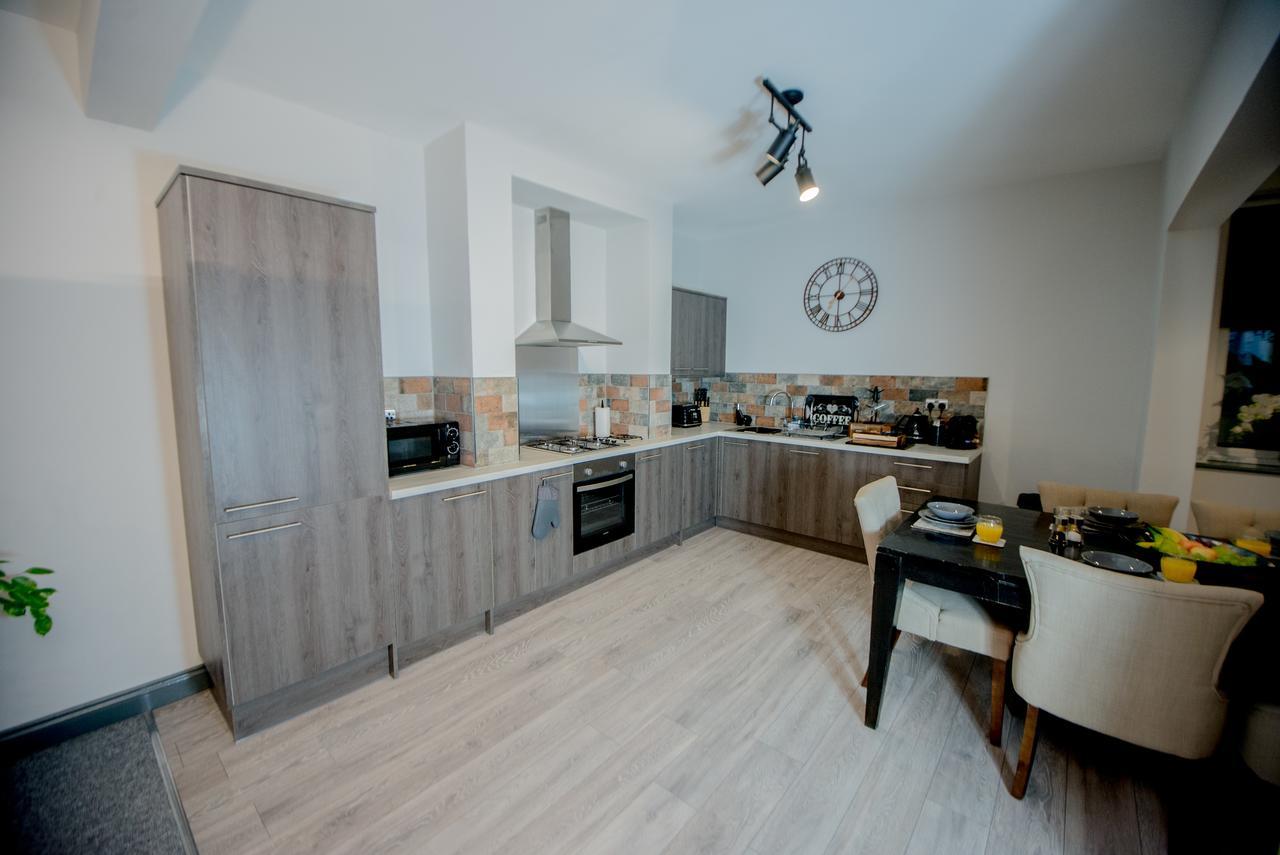 Barnston House - Heswall - Spacious Homely Holiday Home By Rework Accommodation 外观 照片
