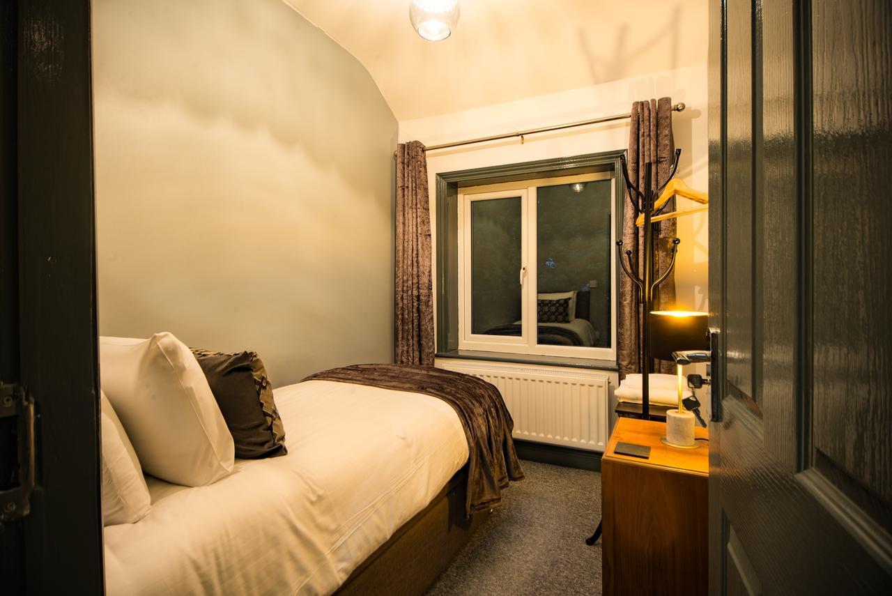 Barnston House - Heswall - Spacious Homely Holiday Home By Rework Accommodation 外观 照片