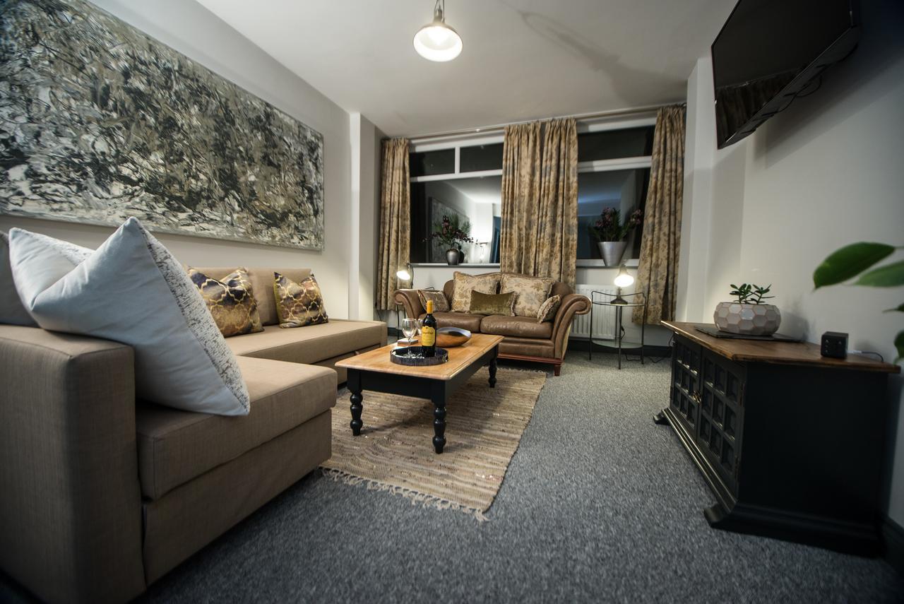 Barnston House - Heswall - Spacious Homely Holiday Home By Rework Accommodation 外观 照片